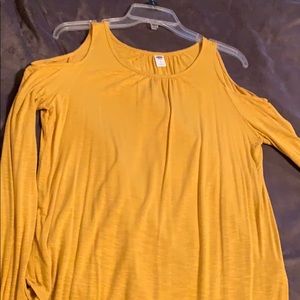 Mustard yellow long sleeve top
